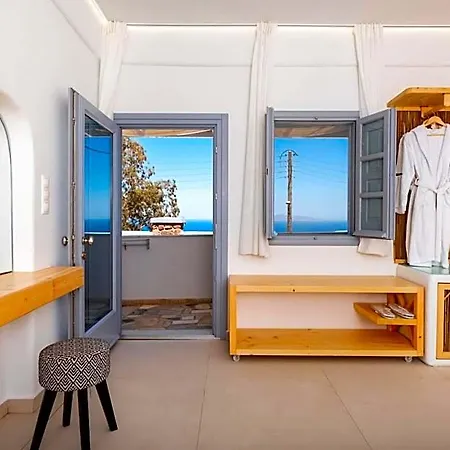 Hotell Thira
